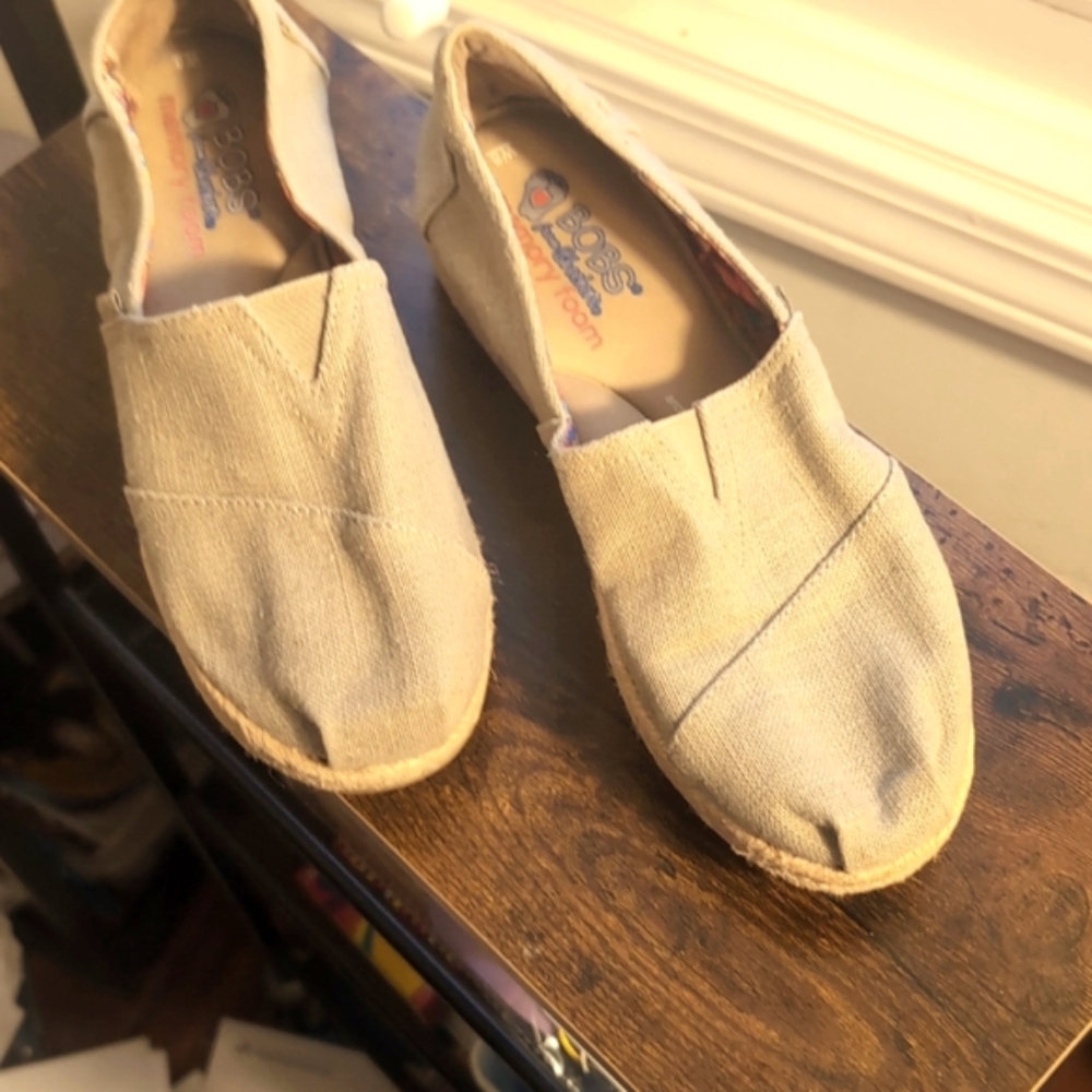 Bobs From Skechers Foam Arch Pillow Tan Espadrill… - image 1